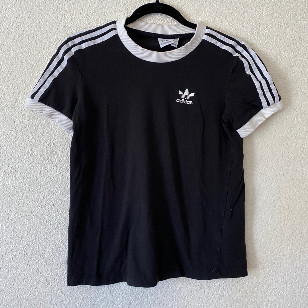 Adidas top